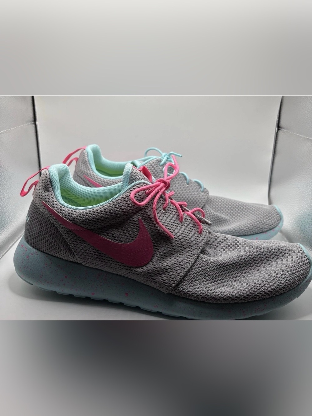 Nike ID Customized Rose One South Beach Size 10.5 Sneaker Men’s Running Gym